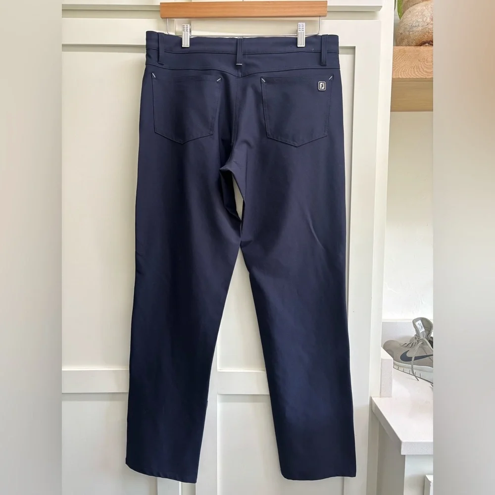 Footjoy Golf Pants Mens Size 33x32 Navy Blue Performance Athletic Fit Trousers